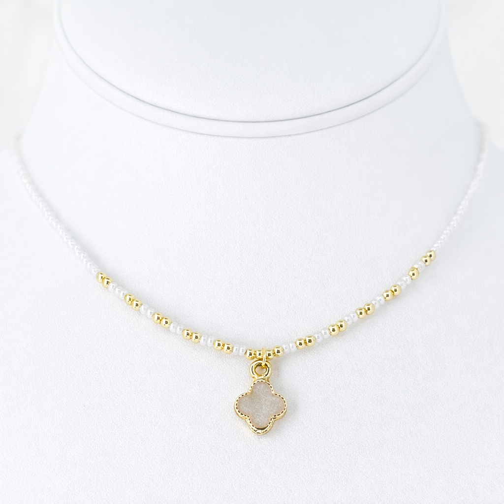 Beaded Clover Pendant Necklace – Lucky Charm, Elegant