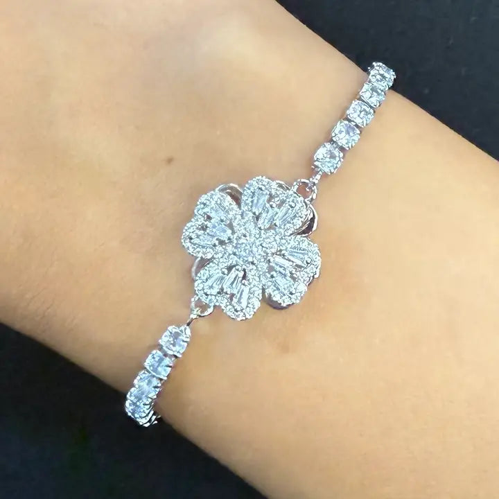 Fidget Spinner Bracelet – Rhinestone Rotating Anxiety Relief