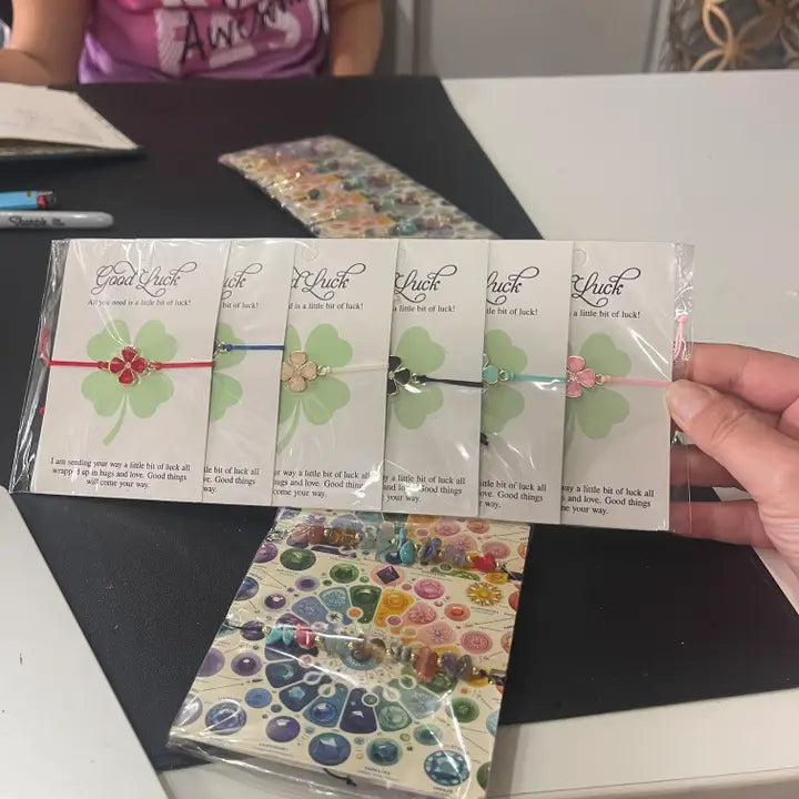 Card Bracelet: Good Luck Bracelet