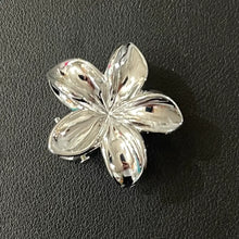 Load image into Gallery viewer, Hair Clip | Plumeria Mini Hair Clip | Lotus Mini Hair Clip 
