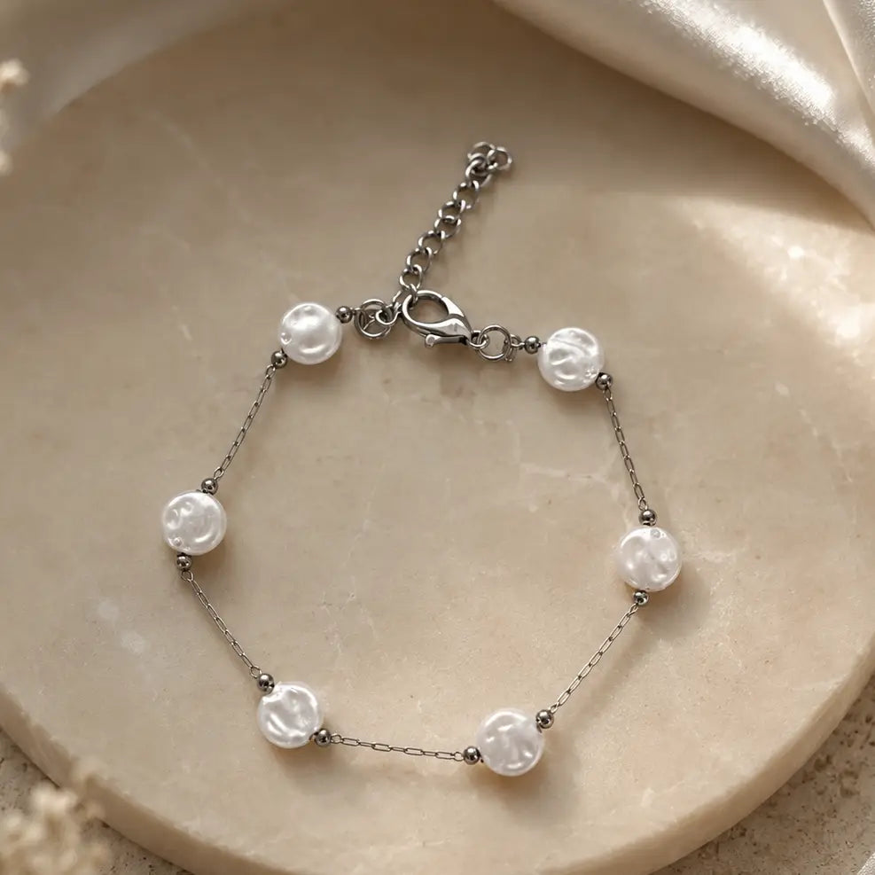 Lux Pearl Chain Bracelet – Timeless and Chic
