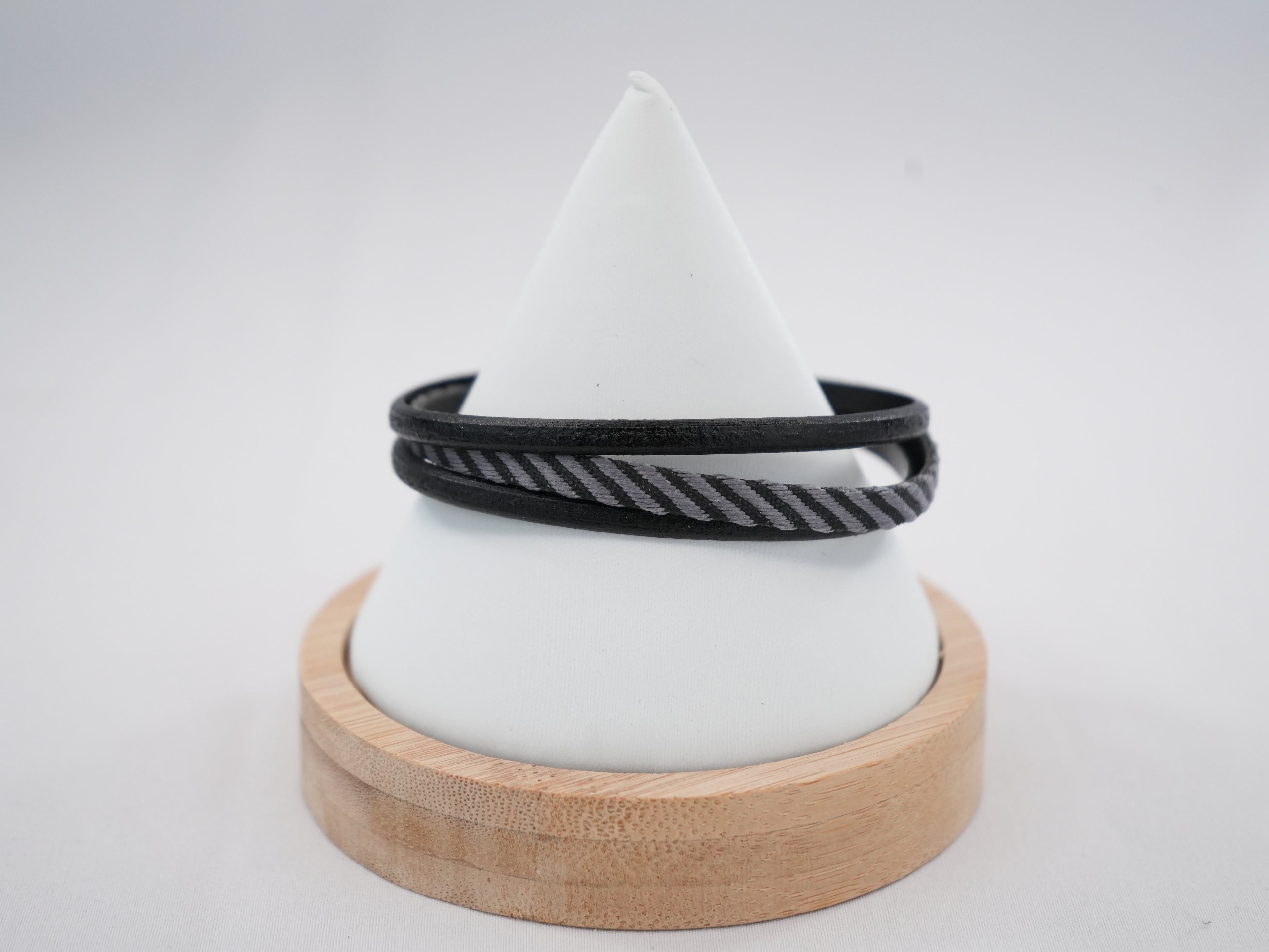 Exclusive Leather Men’s Bracelet: Gift for Father