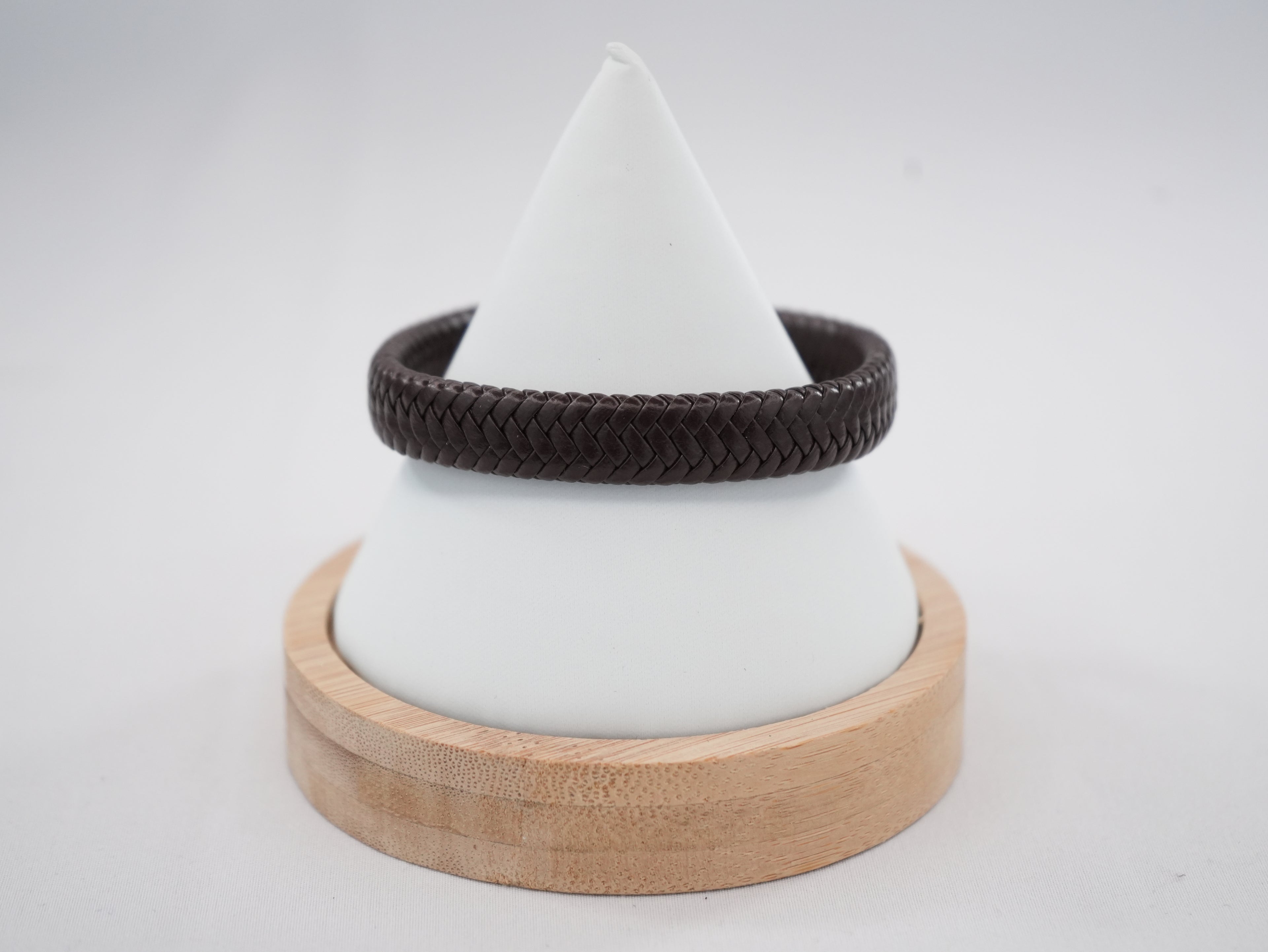 Leather Cuff Bracelets: Durable and Fashionable, for Dad