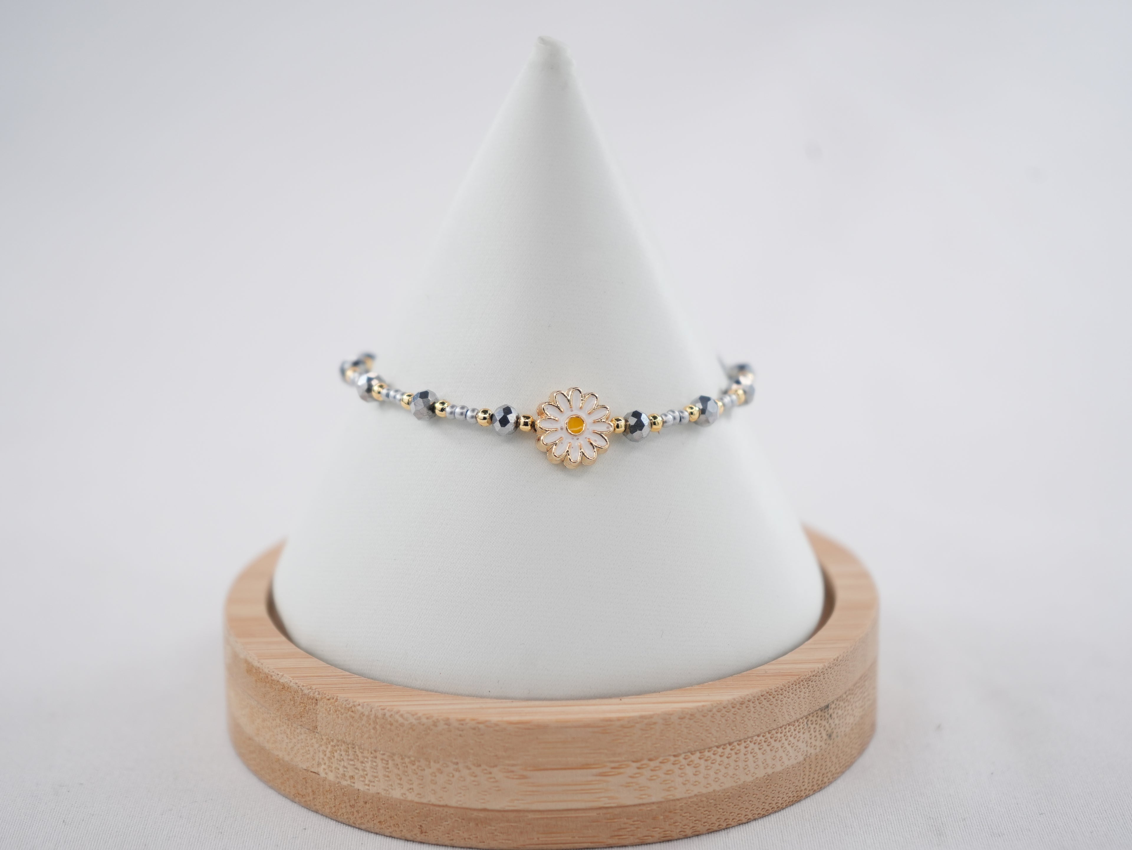 Crystal Beaded Bracelet with Daisy Charm - 8 Color Options 
