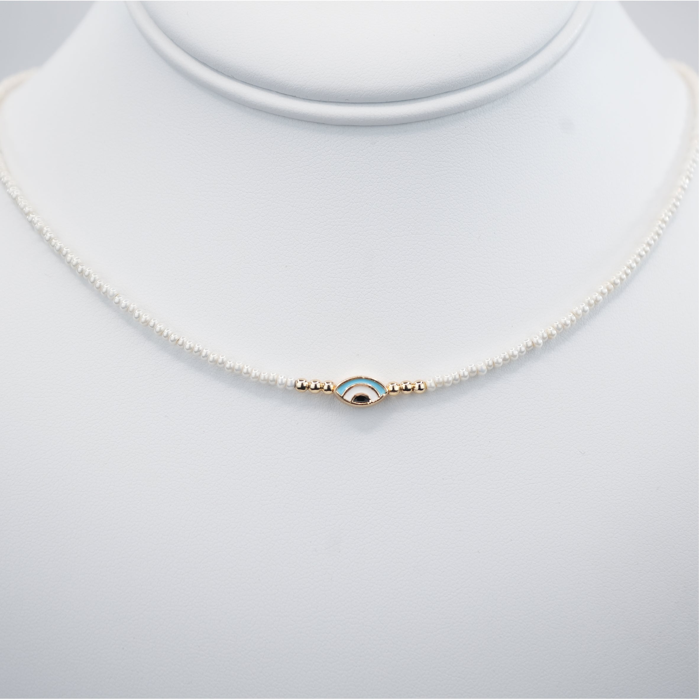 Oval Evil Eye Beaded Necklace: Elegant Protection