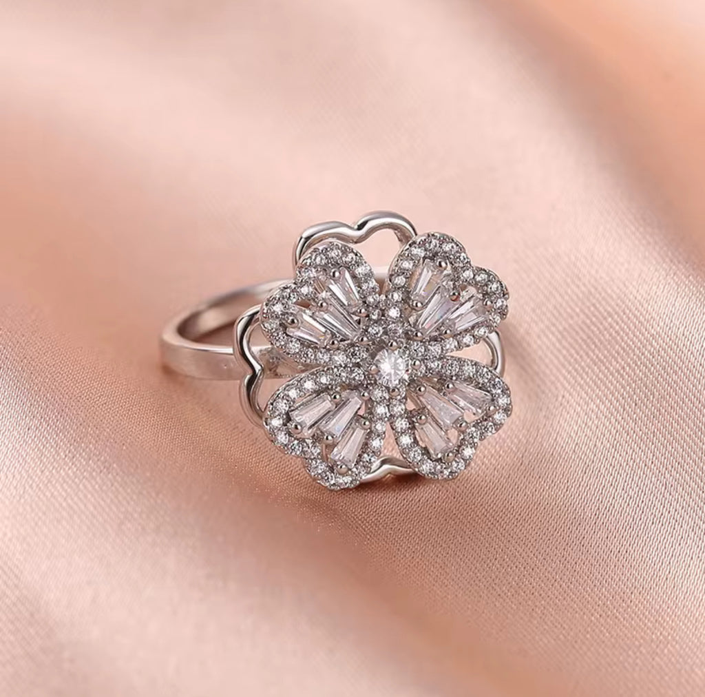 Spinning Flower Stainless Steel Ring | Unique Gift