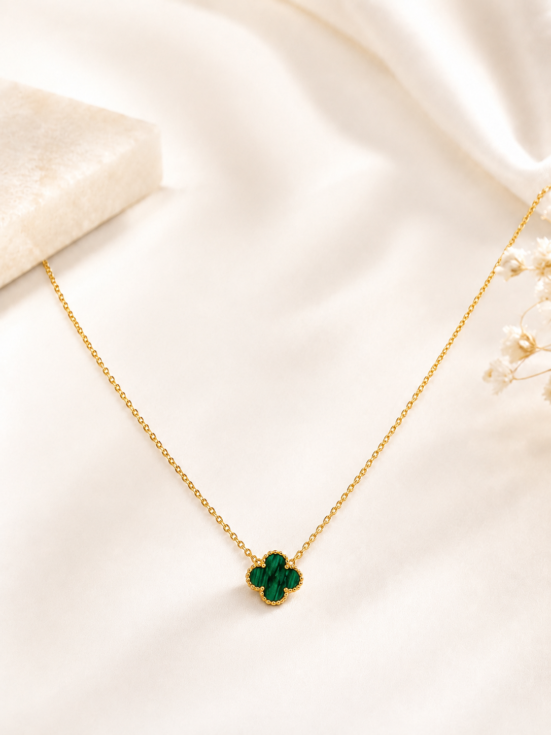 Clover Chain Necklace Pendant Charm-Gold Plated
