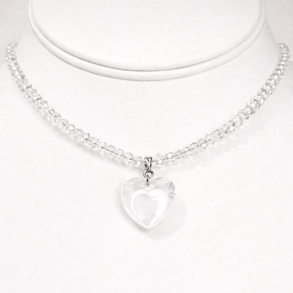 Clear White Heart-Shaped Natural Stone Necklace: Elegant
