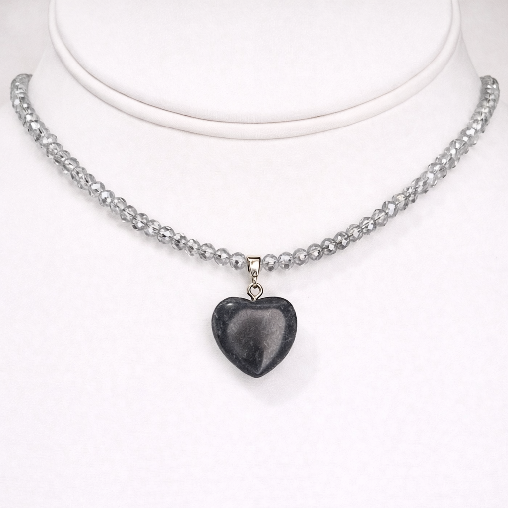 Gray Heart-Shaped Natural Stone Necklace: Elegant and Cute