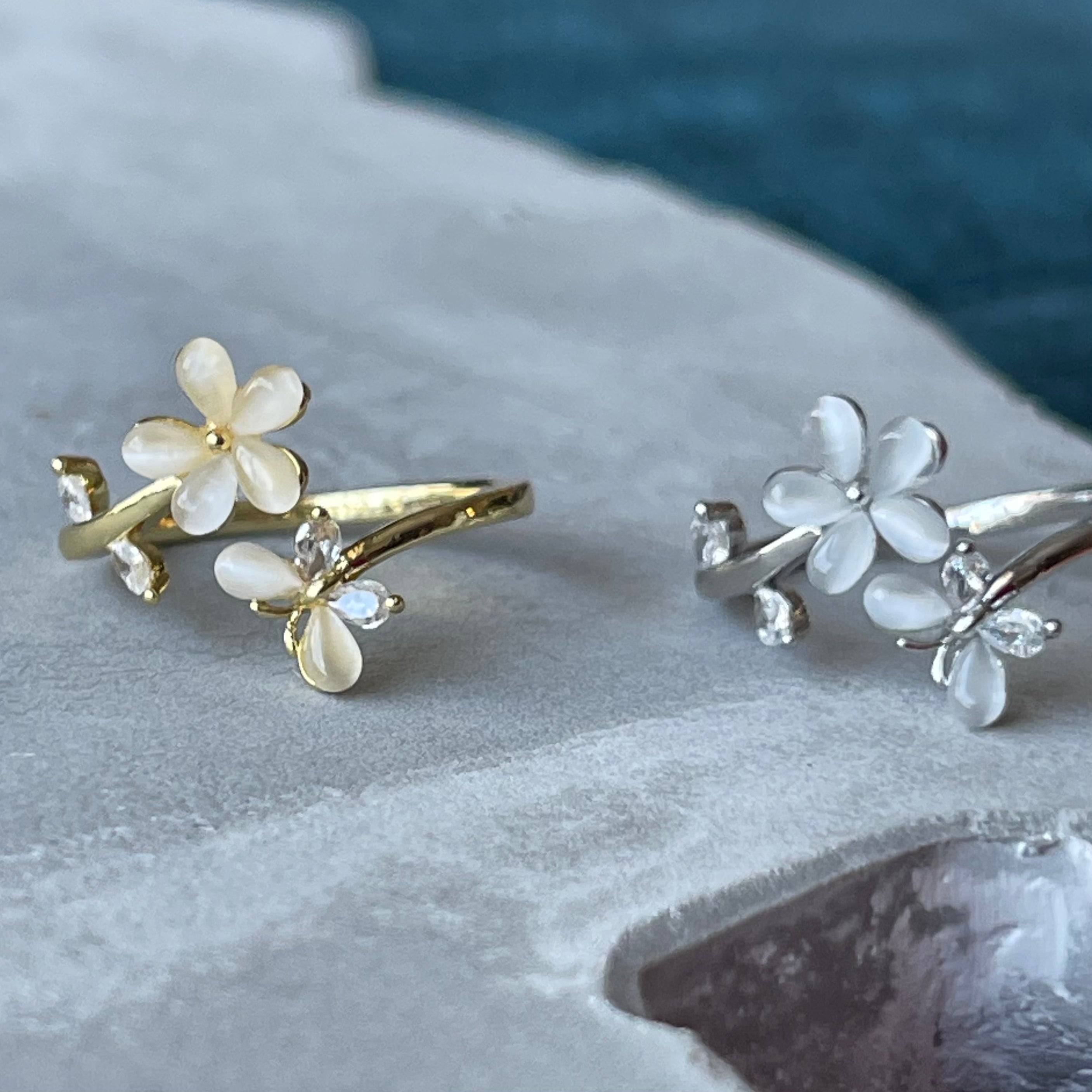 Flower and Butterfly Sparkling Gemstone Adjustable Ring Gift