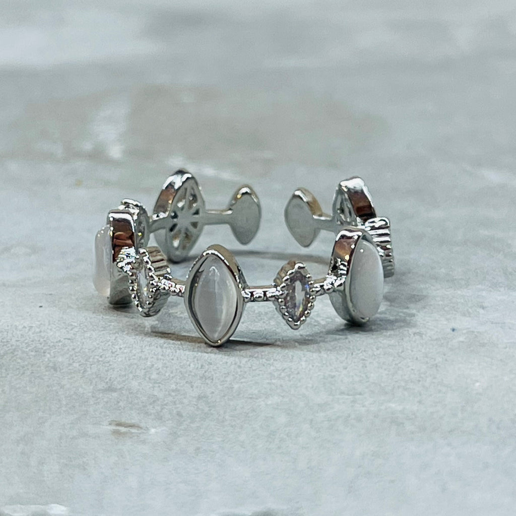 Oval Sparkling Stone Adjustable Ring, Timeless Elegance