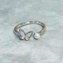 Load image into Gallery viewer, Butterfly Adjustable Ring, Minimal and Elegant Design
