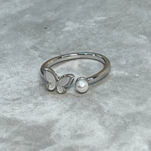 Load image into Gallery viewer, Butterfly Adjustable Ring, Minimal and Elegant Design
