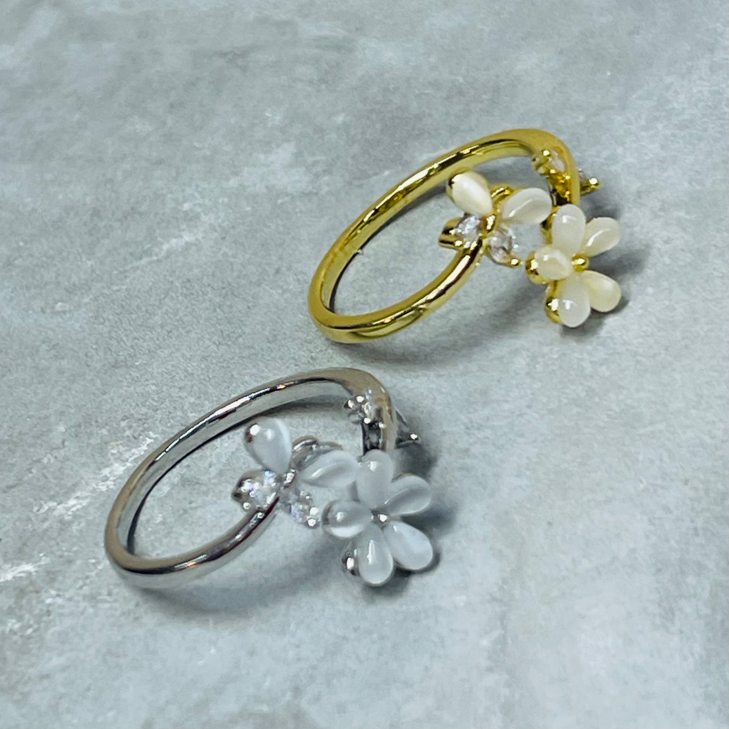 Flower and Butterfly Sparkling Gemstone Adjustable Ring Gift