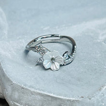 Load image into Gallery viewer, Daisy Sparkling Gemstone Adjustable Ring, Delicate Charm

