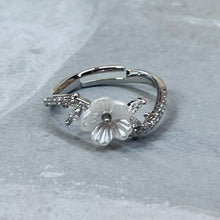 Load image into Gallery viewer, Daisy Sparkling Gemstone Adjustable Ring, Delicate Charm
