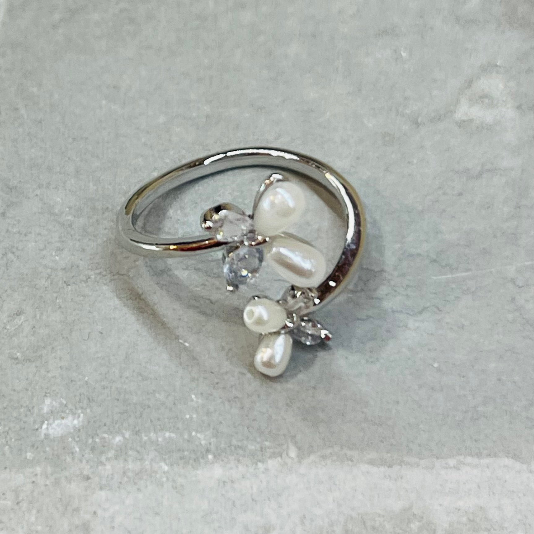 Double Butterfly Adjustable Ring with Stones, Elegant Design