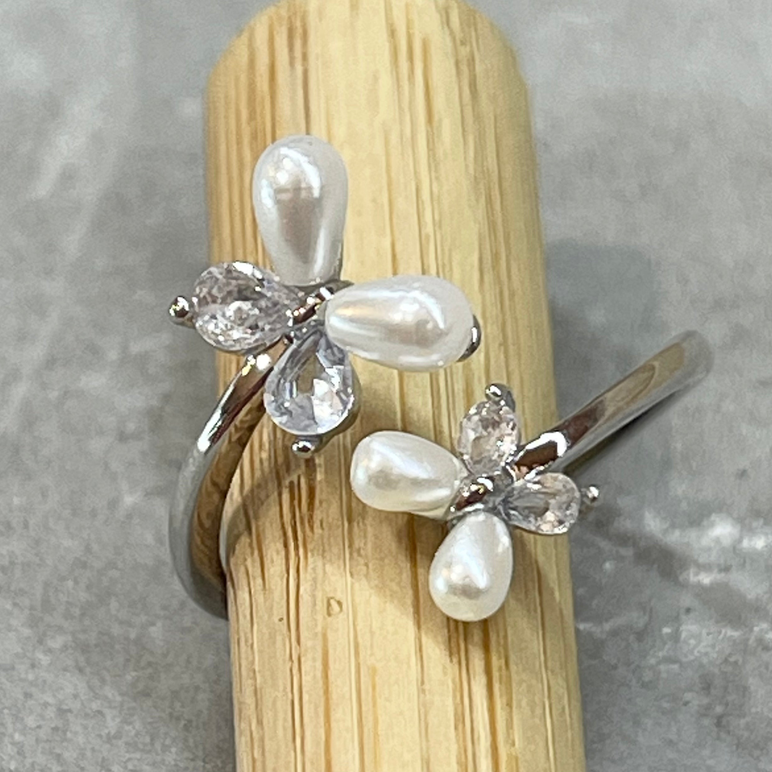 Double Butterfly Adjustable Ring with Stones, Elegant Design