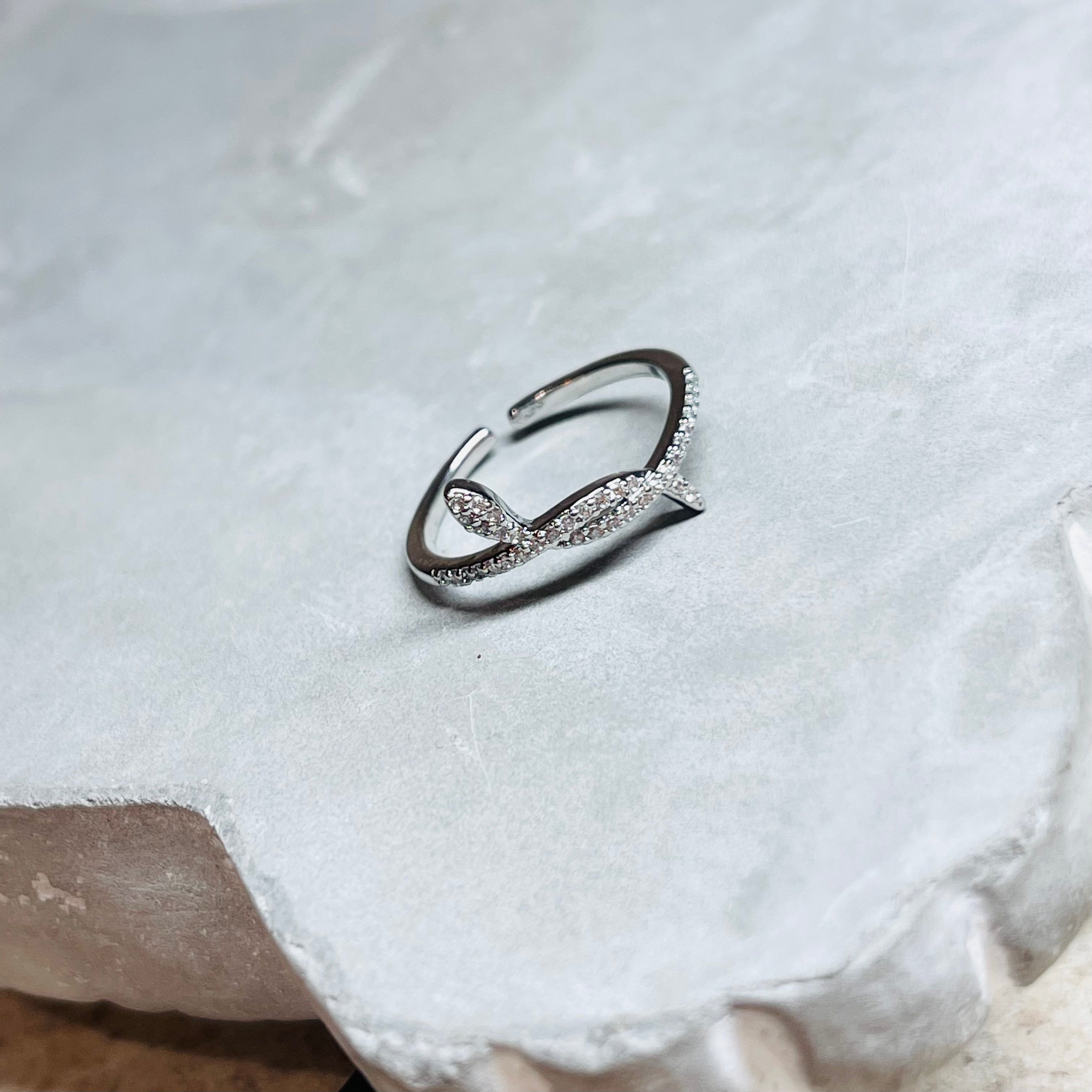 Snake Ring with Sparkling Stones, Elegant and Unique Design