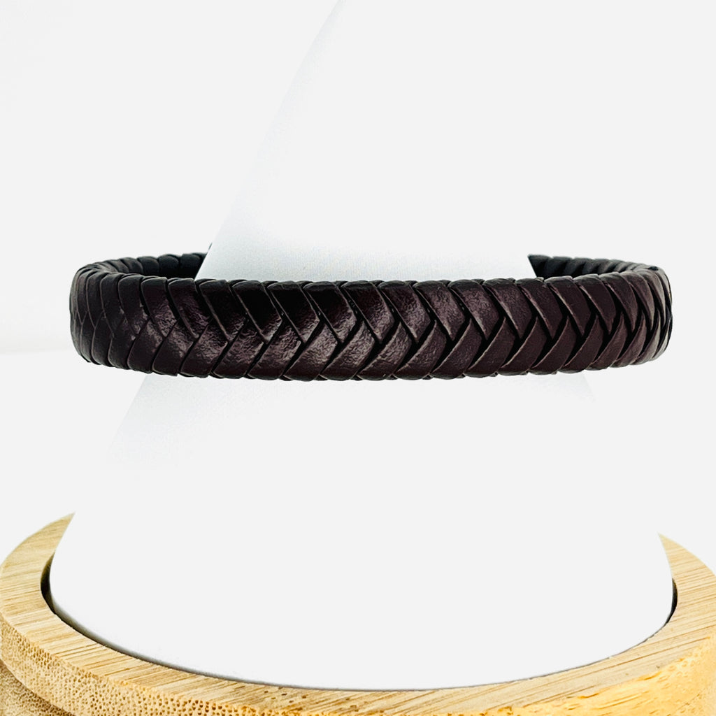 Braided Style Brown Leather Bracelet for Men: Rugged