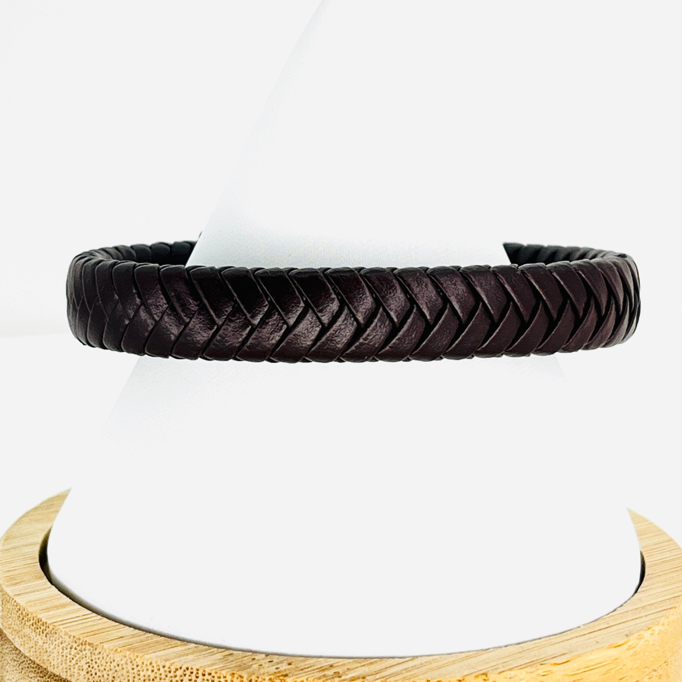 Braided Style Brown Leather Bracelet for Men: Rugged