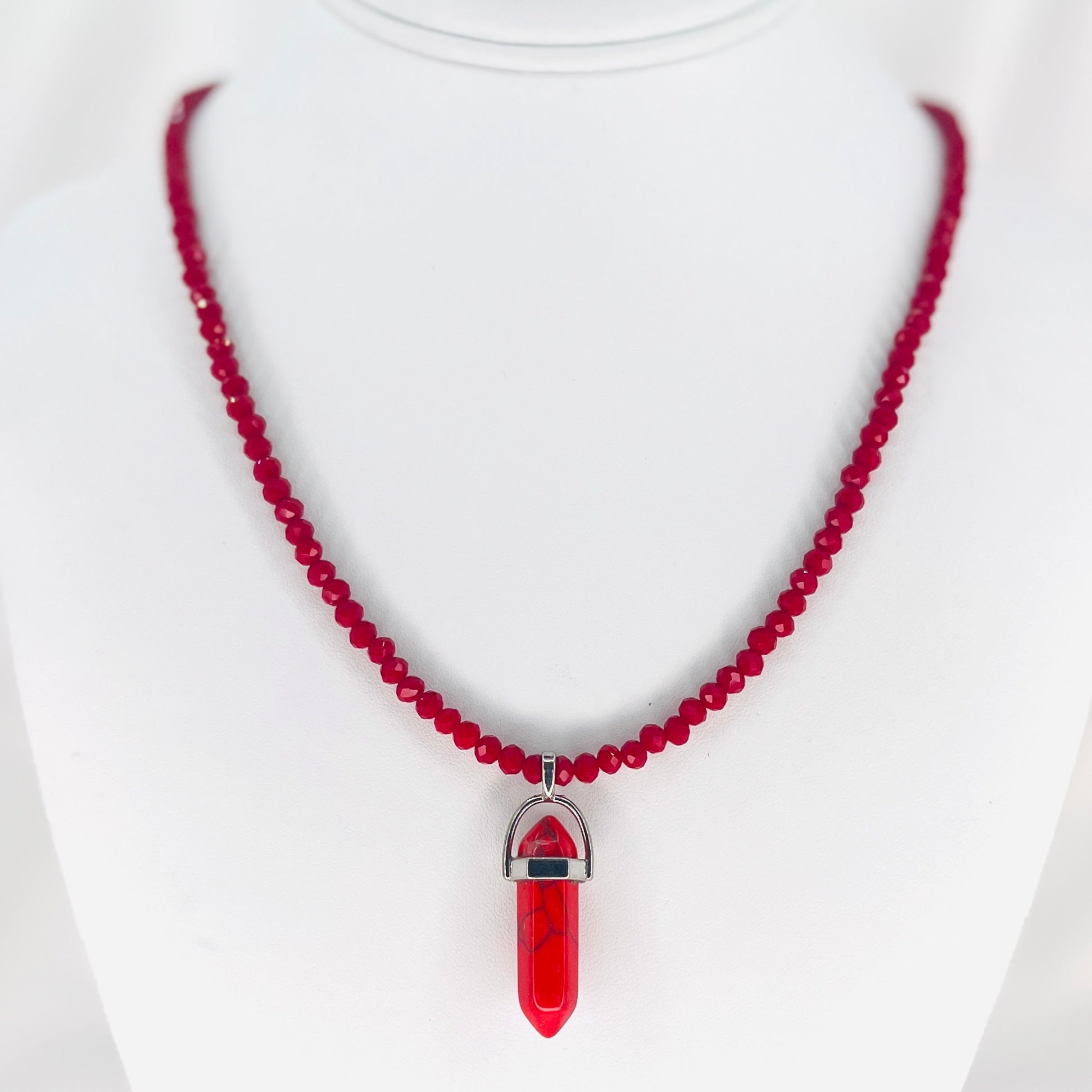 Coral Natural Stone Necklace – Vibrant and Timeless
