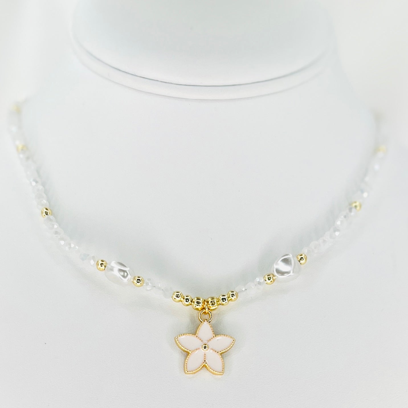 Flower Pendant Beaded Necklace – Floral Elegance, Nature