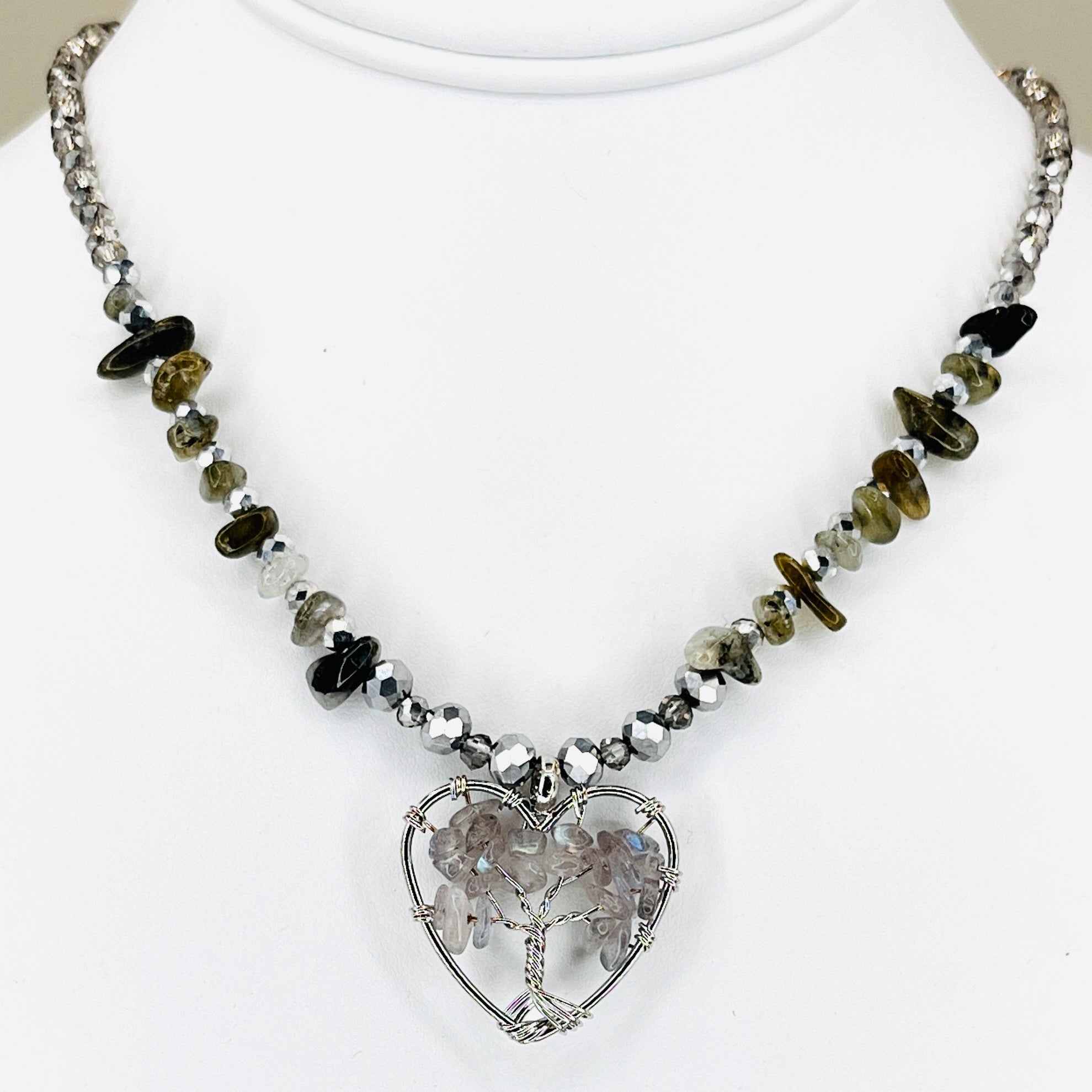 Labradorite Tree of Life – A Symbol of Balance and Transform