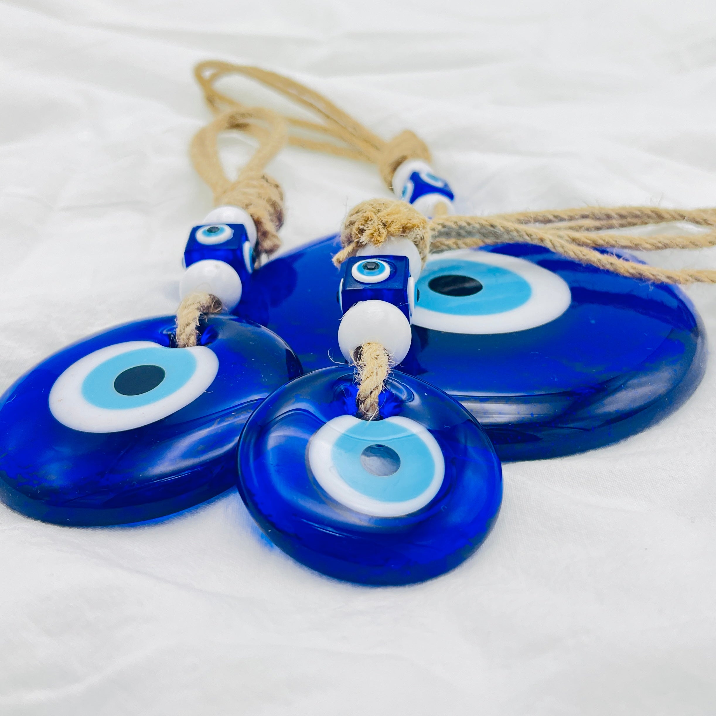 Classic Evil Eye Wall Decor: Handmade Glass, Elegant Protect