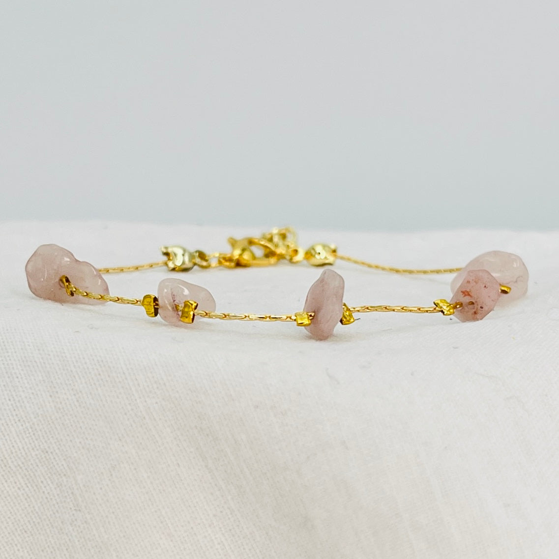 Natural Stone Adjustable Chain Bracelet – Sleek & Perfect 