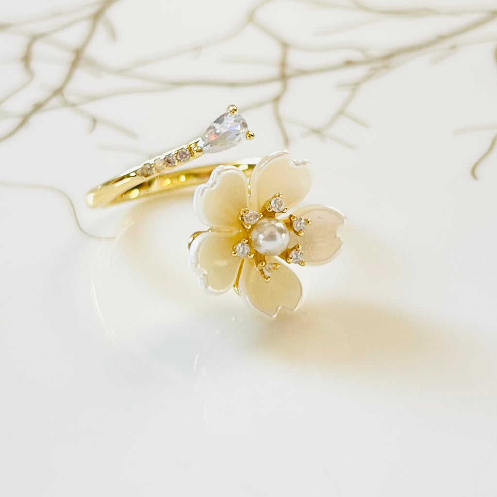 Elegant Flower Sparkling Gemstone Adjustable Ring, Charming