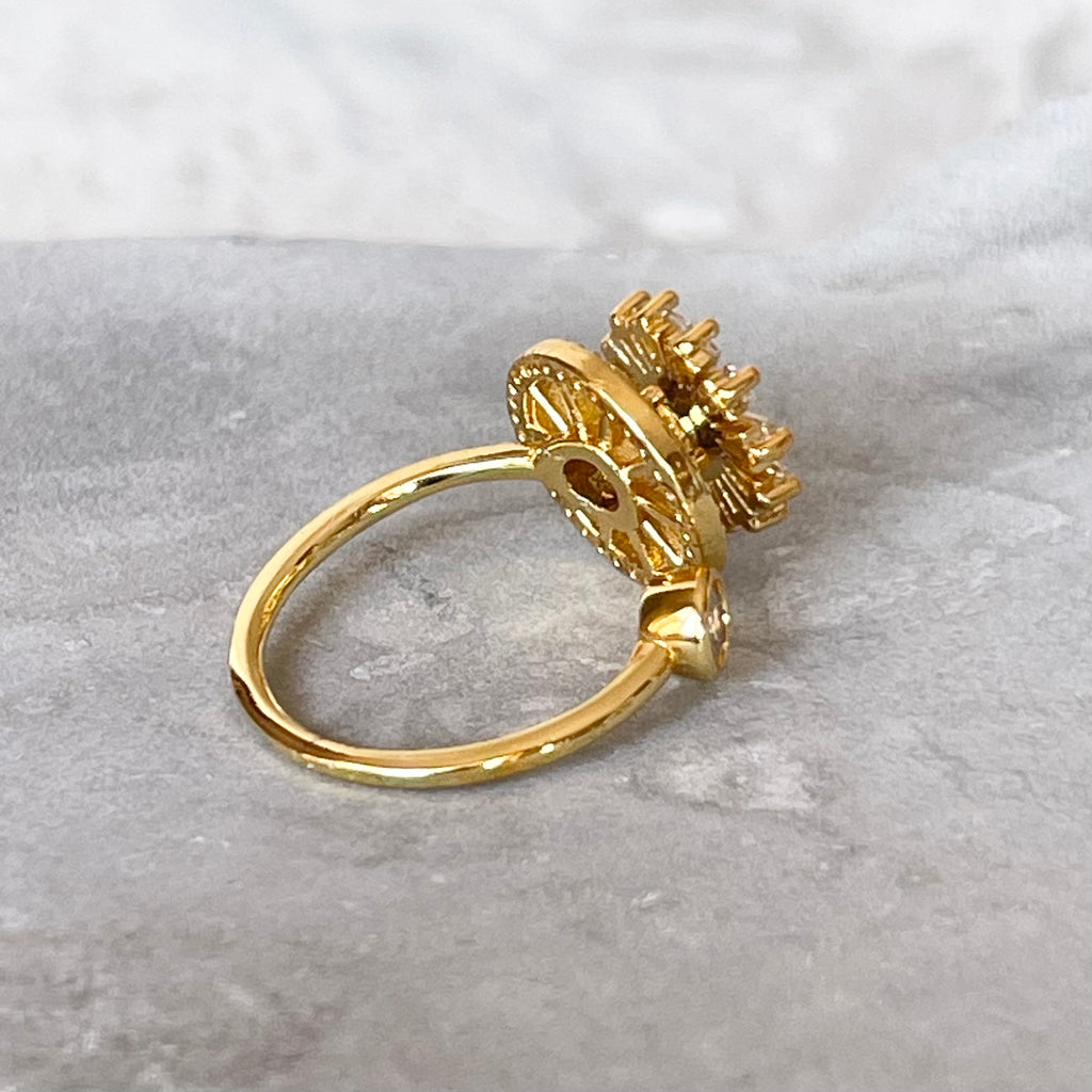 Flower Spinner Ring - Adjustable Floral Jewelry for Women