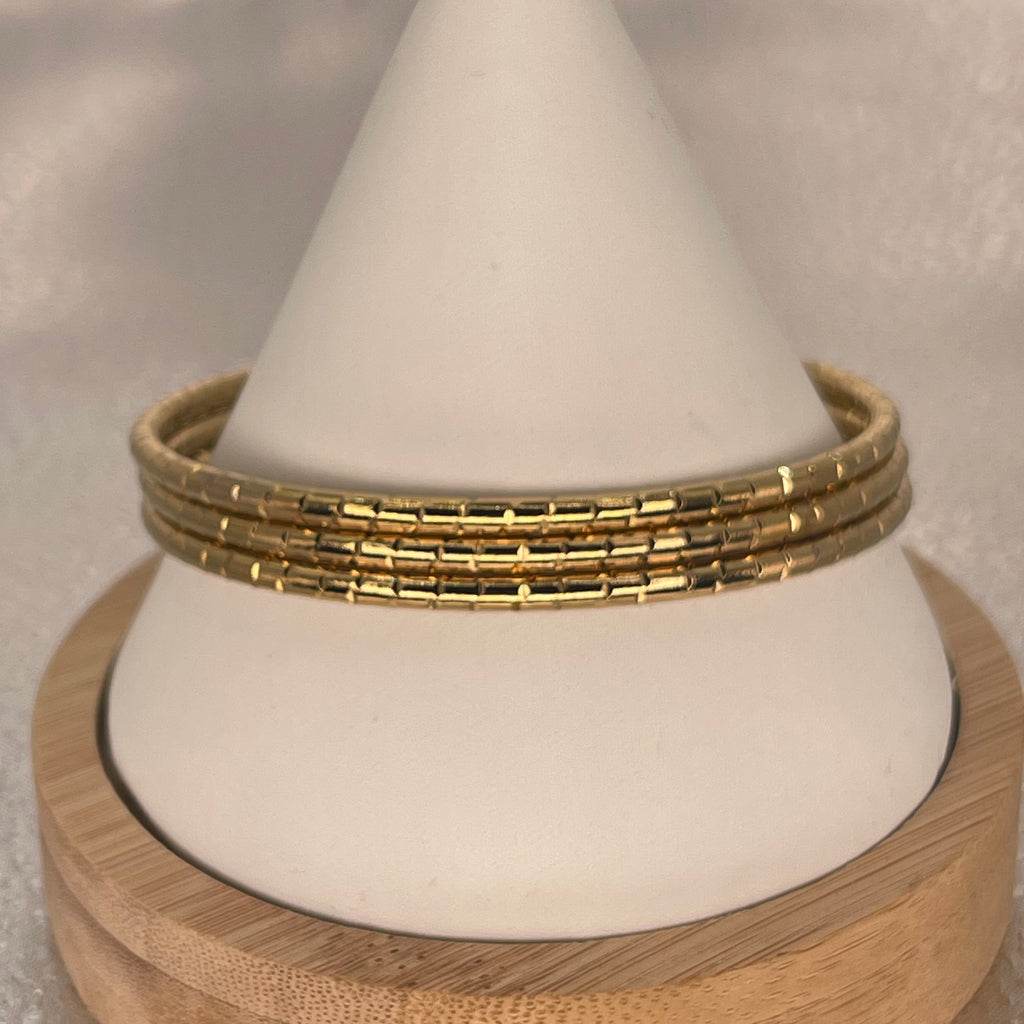 Stainless Steel Gold Bangle Set – Faceted Shine (3pcs)