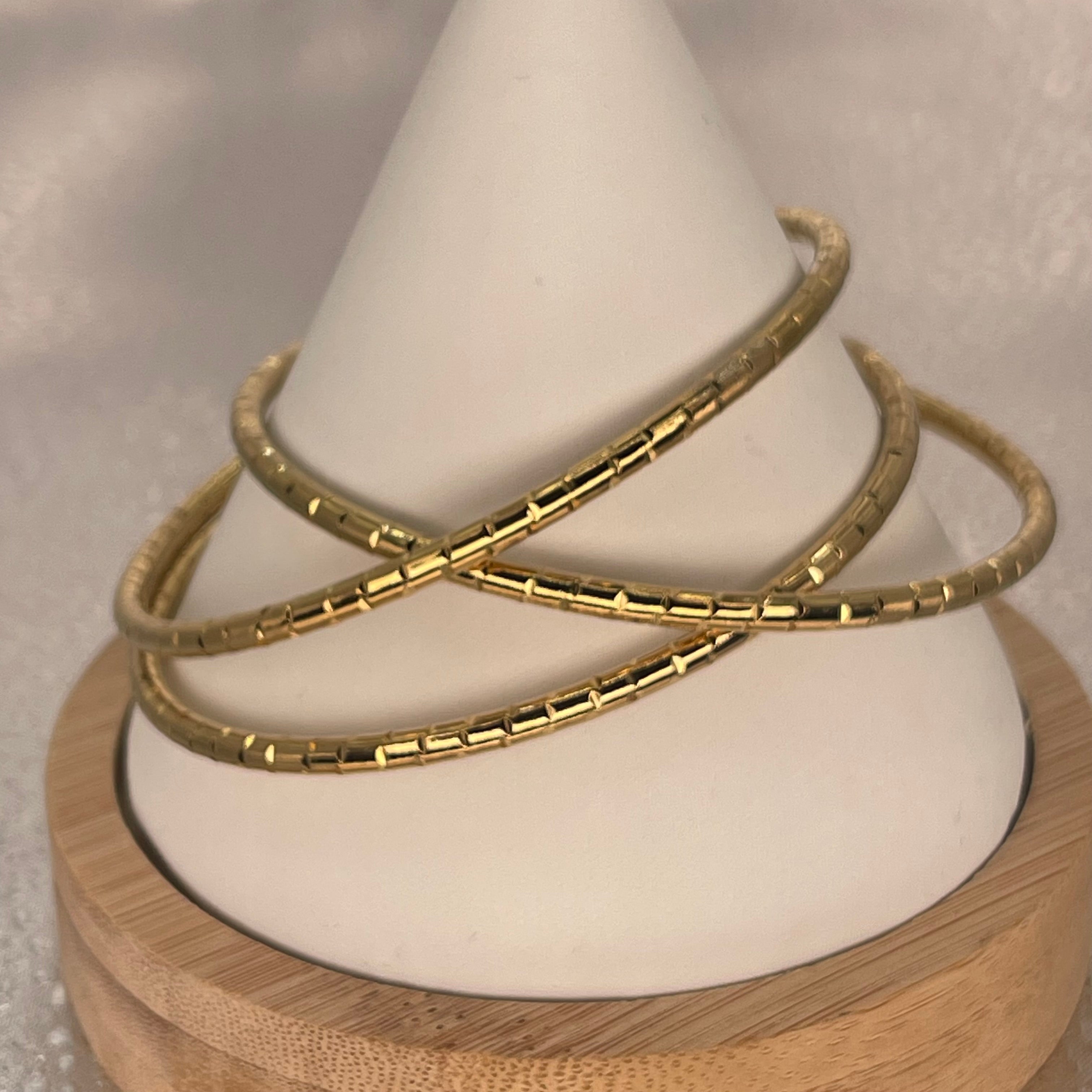 Stainless Steel Gold Bangle Set – Bar Link Texture (3pcs)