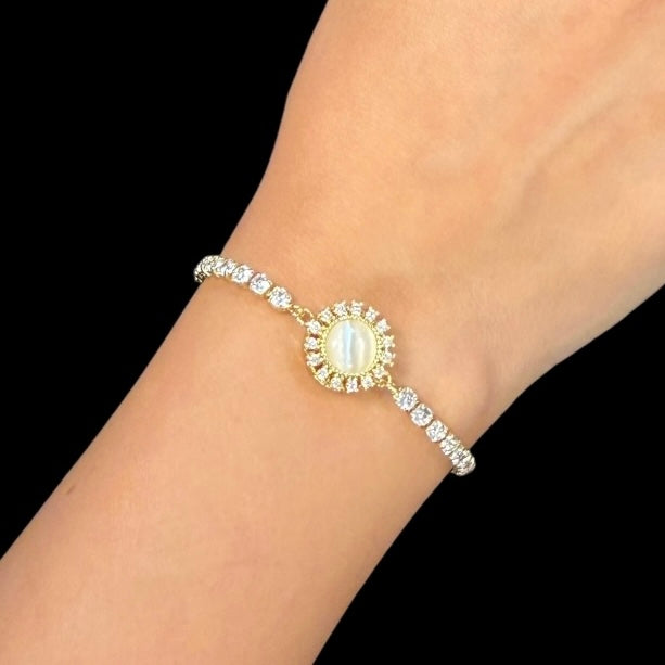 Spinner Crystal Halo Bracelet – Adjustable Rotating Gold & Silver Plated Jewelry