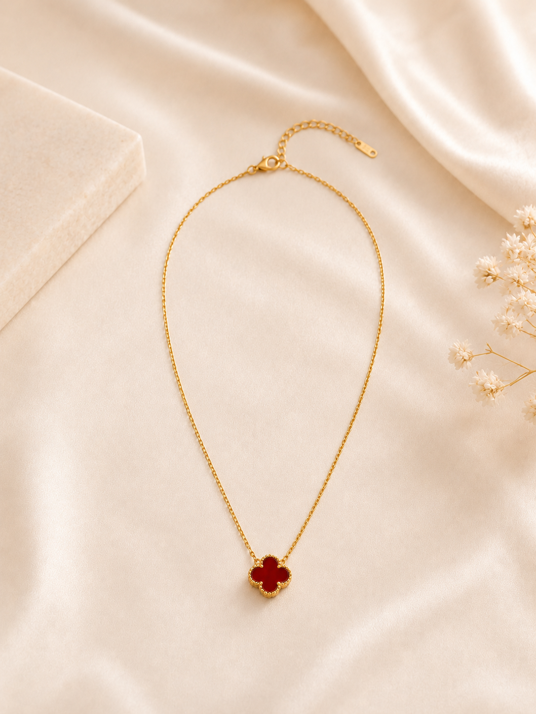 Clover Chain Necklace Pendant Charm-Gold Plated