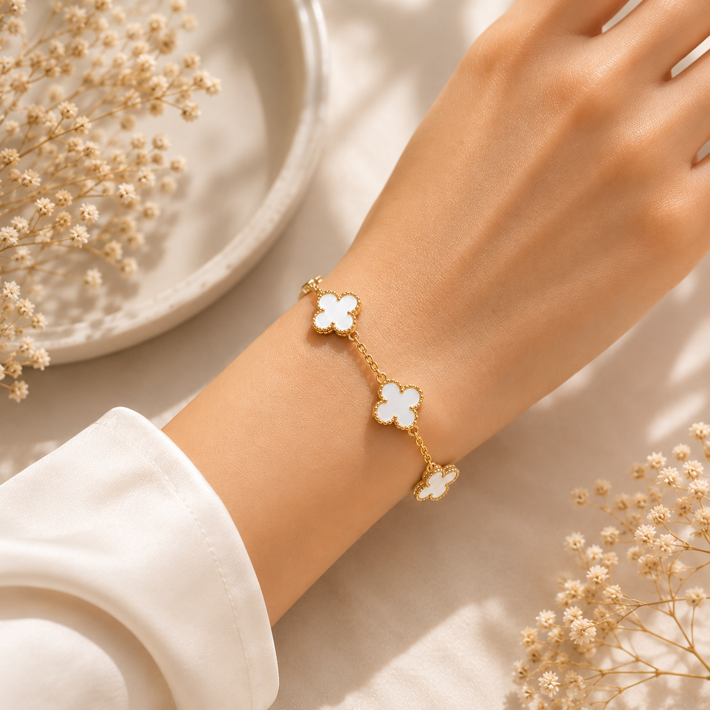 Clover Station Bracelet-Gold Plated