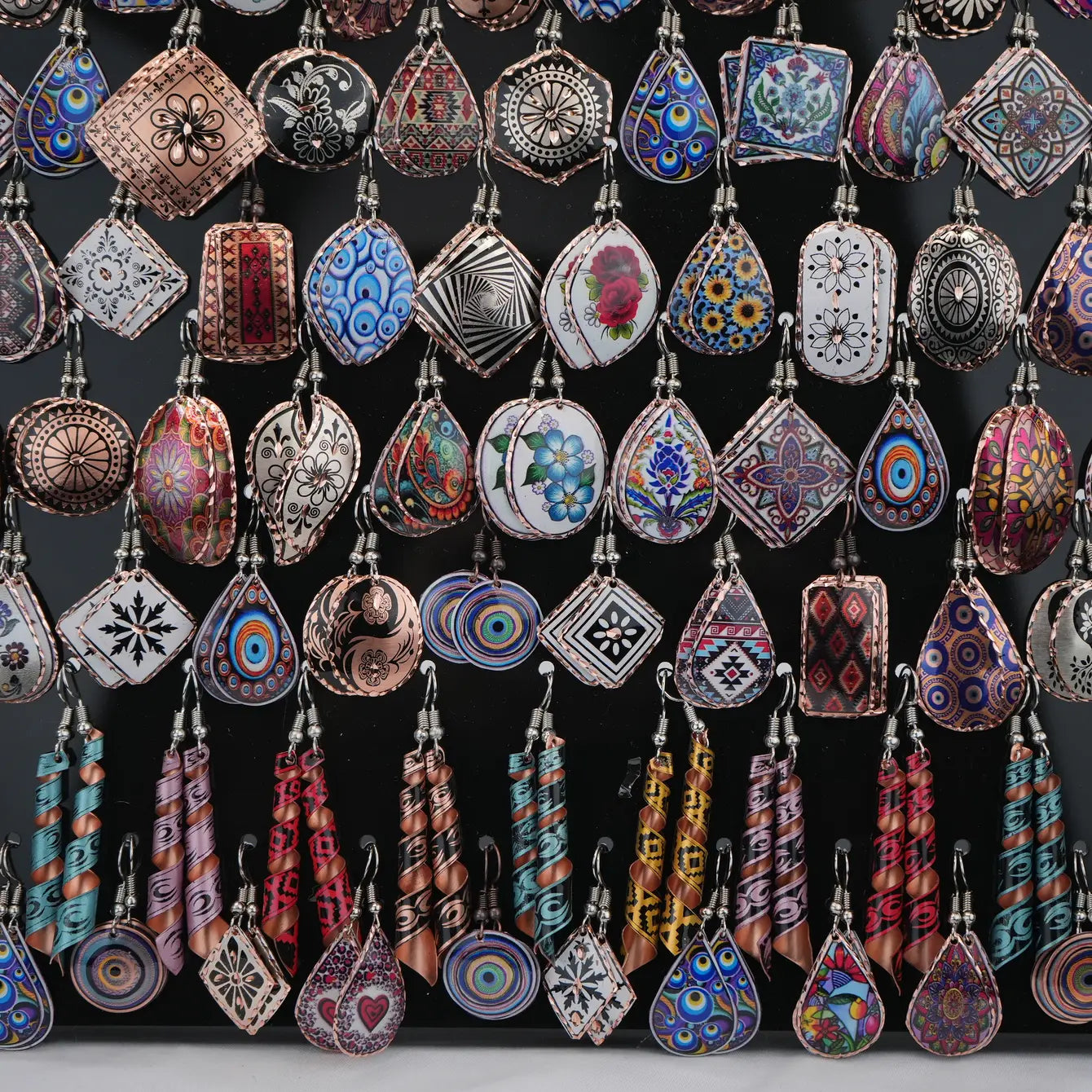 Unique Handmade Earring Set - 100 Set (Includes Free Display )