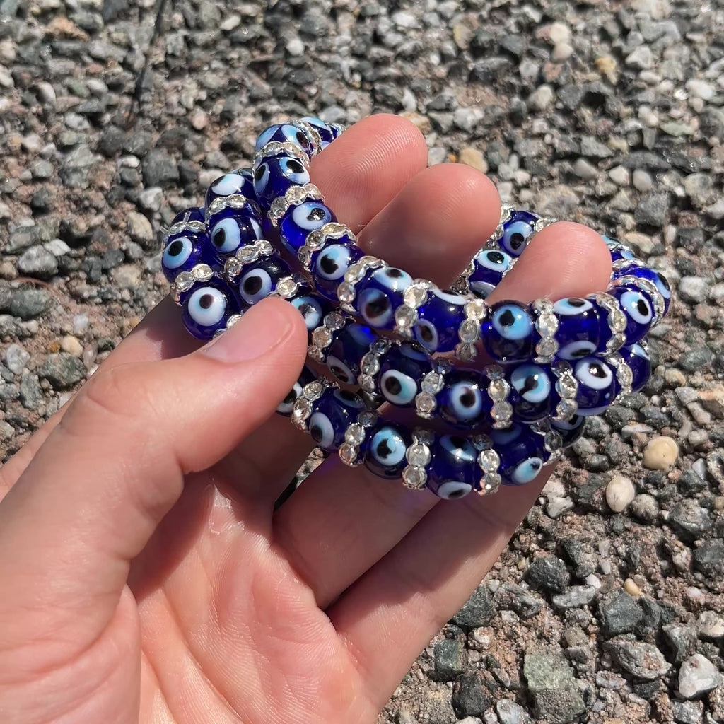 Elegant Glass Evil Eye Stretch Bracelet: Classic Protection