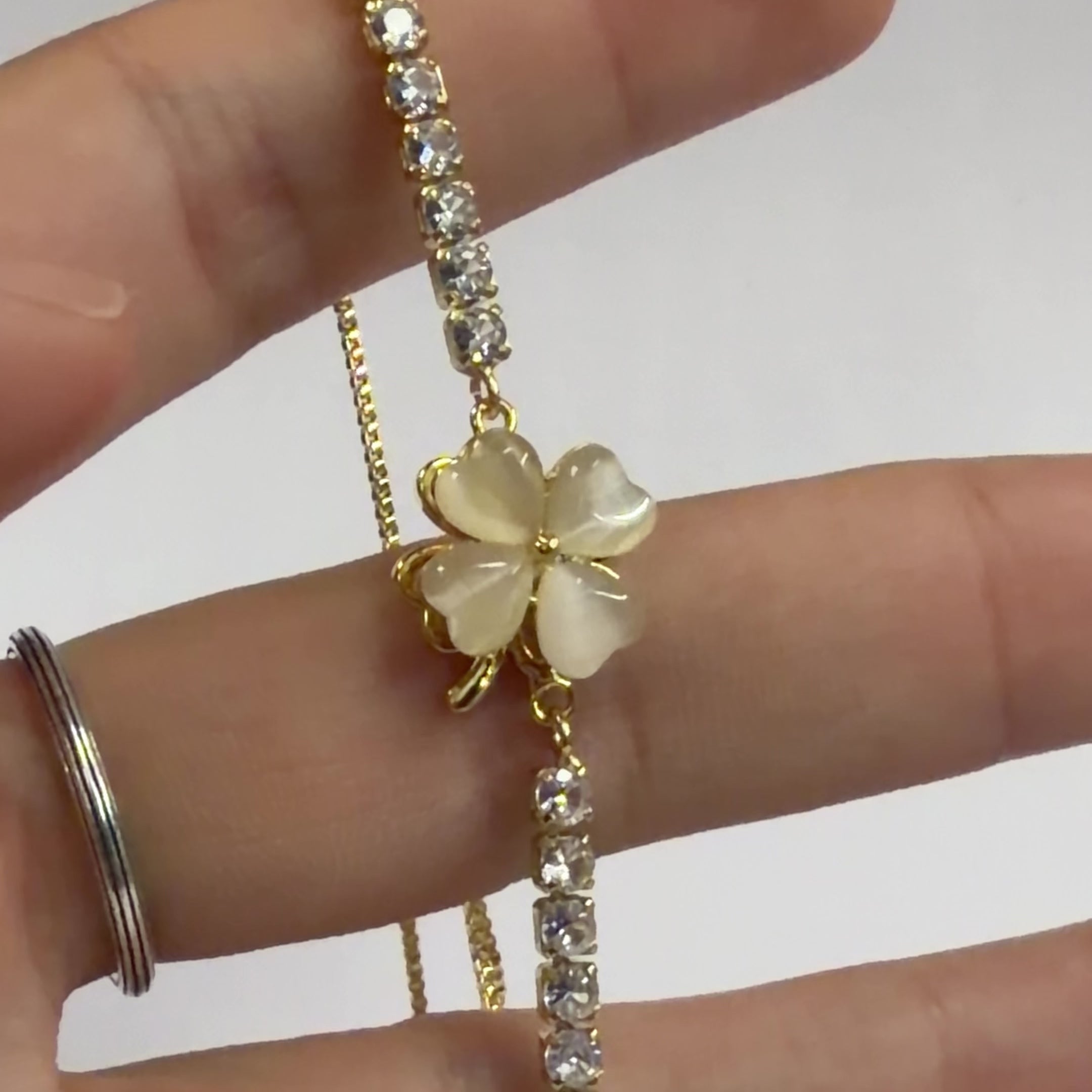 Fidget Spinner Bracelet – Rhinestone Rotating Anxiety Relief