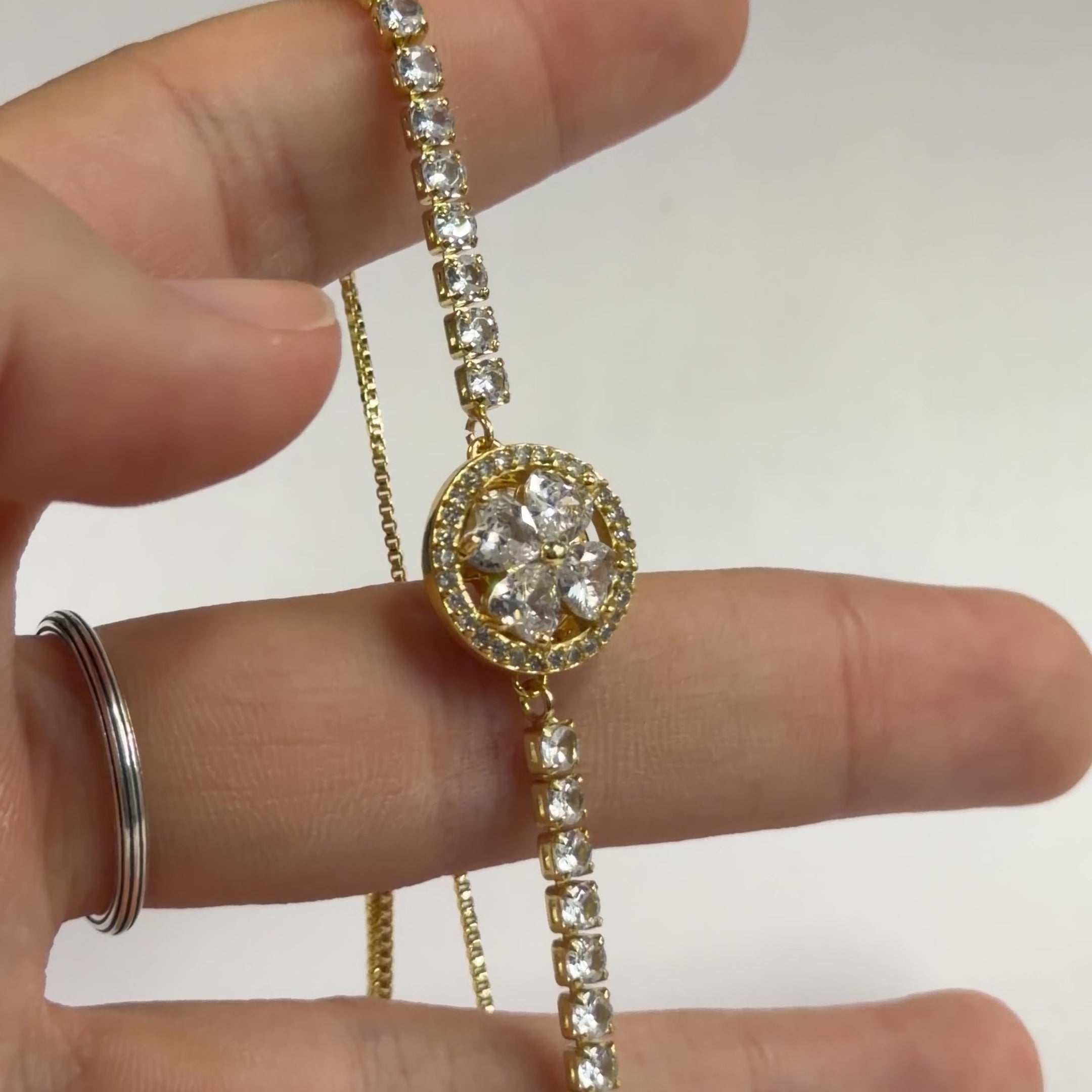 Fidget Spinner Bracelet – Rhinestone Rotating Anxiety Relief